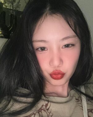 Seo Soo-jin Instagram - 셀모셀모🧚
