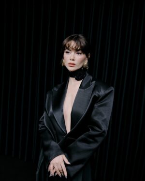 Seray Kaya Instagram - I know what I want and I want 
Nocturne woman’s power. 
@nocturne 🤍

#işbirliği