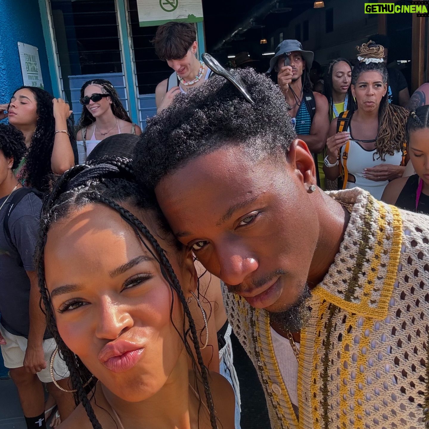 Serayah - 195.1K Likes - šÆš²ššÆš²šāØ