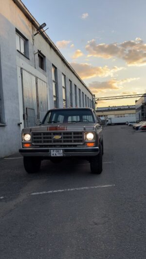 Sergey Mezentsev Instagram - Мое чудовище!

#suburban #chevrolet  #suburban87 #truck #retrotruck