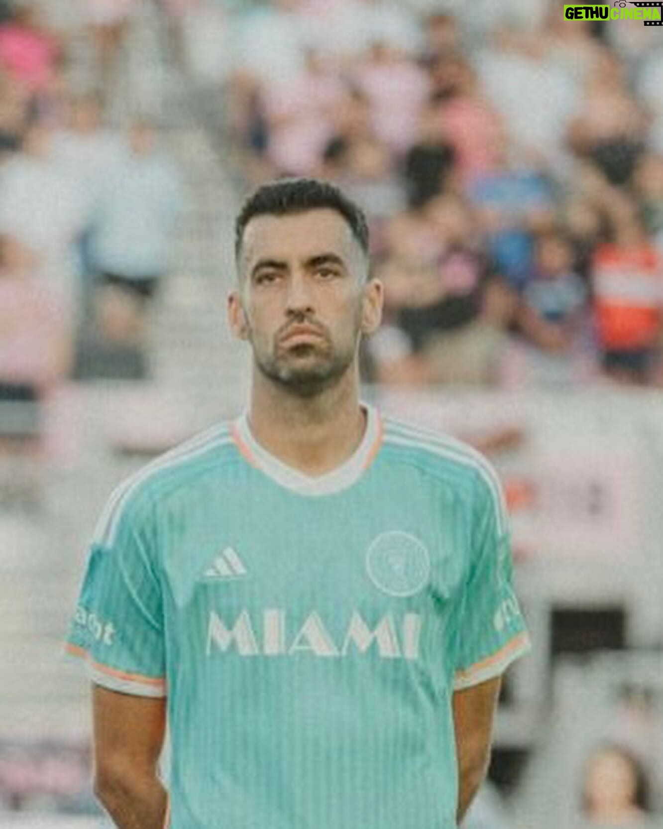 Sergio Busquets - 263.2K Likes - INTER MIAMI 🩵🏝️🐬 @intermiamicf 3