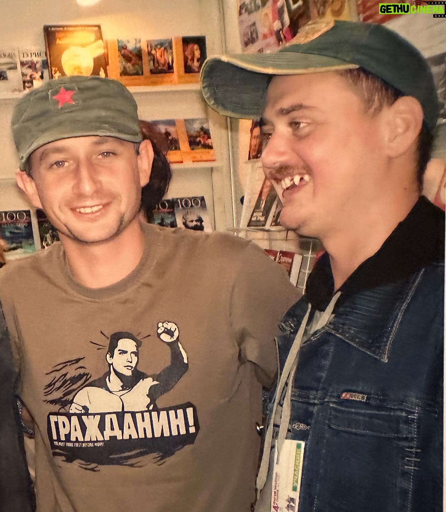Serhiy Zhadan - 10K Likes - Ману Чао і Роббі Вільямс.
Таврійські ігри, 2007.
Фото - Комсомольська правда в Україні.