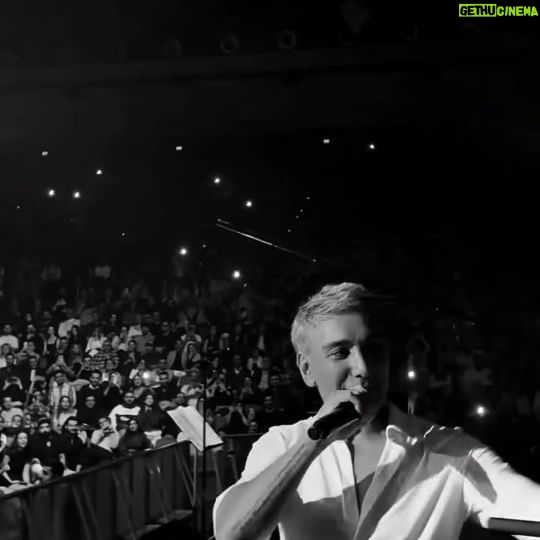 Shadmehr Aghili - 534.9K Likes - به زودی در کنسرت استانبول میبینمتون
03 September | سیزدهم شهریور ماه
📍Ülker Sports Arena
TIXCONCERT.COM
قابل خرید بر روی اپلیکیشن
TIXCONCERT APP
جهت کسب اطلاعات بیشتر :
0090 551 273 08 93
0090 501 054 60 21