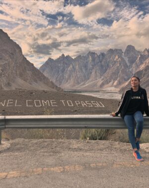 Shafina Shah Instagram - I was here 📍“The world is a book, and those who don’t travel read only one page.”
.
.
.
#shafinashah #shafinapatelshah #missmissions #healing #healingjourney #selflove #hunza #hunzavalley #passu #passucones #pakistan #visitpakistan #heavenonearth #allahisgreat #alhamdulillah #travel #travelandfallinlove #traveldestinations #positivethinking #motivationalwomen #librawoman