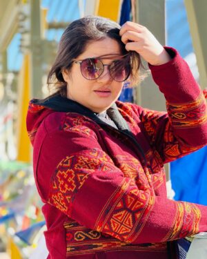 Shafna Instagram - Happiness is where my heart is!!! ♥️ 

Clicks @sajinsajin_ 👽
Travel partner @hippiegotra 🗻

#ChichamBridge #himachalpradesh #India’shighestsuspensionbridge #Spiti #spitivalley #himalayas #favouriteplacetobe #mountains #♥