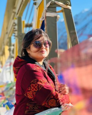 Shafna Instagram - Happiness is where my heart is!!! ♥️ 

Clicks @sajinsajin_ 👽
Travel partner @hippiegotra 🗻

#ChichamBridge #himachalpradesh #India’shighestsuspensionbridge #Spiti #spitivalley #himalayas #favouriteplacetobe #mountains #♥