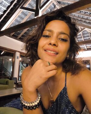 Shahana Goswami Instagram - Jesht laik dait