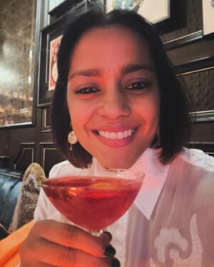 Shahana Goswami Instagram - I only click my own picture when I feel good about myself. Maybe I should do it a little more, whether I post it or not. :)