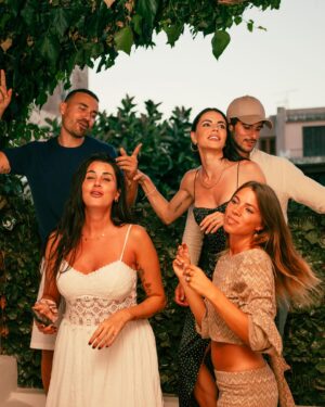 Shaila Gatta Instagram - Grazie amici per questi giorni meravigliosi alla scoperta di uno dei gioielli del nostro paese… le isole Eolie! ♥️🌸