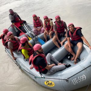 Shaji Choudhary Instagram - Trip on 💕 rishikesh diaries 
.
.
.
.
#trip #travelphotography #holiday #uttarakhand #haridwar #rishikesh #fun #activity #river #rafting