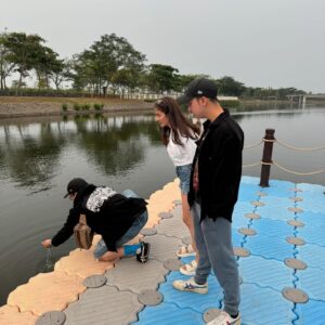 Shanice Margaretha Lie Instagram - FDI officially pamit undur diri, tapi ABC alias Abang Bontot Cici tetap bakalan sama kok!🤗🩷

truly wonderful roller coaster ride with FDI, crews & om RB. terimakasih semua, buat kenang kenangan manis nya. bakal punya tempat spesial di hati, see you in another project dearest crews, om RB & my ABC.

#mightdeletesoon