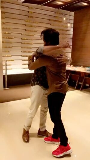 Shanmukh Jaswanth Kandregula Instagram - Happy birthday @actorsuriya Anna ❤️
Thank you for existing and inspiring. 
Everything around me changed but Love for you will never change. 
Wish a Happy and Healthy life Anna ❤️

#suriya #shannu