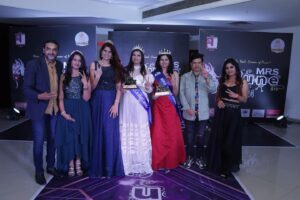 Shantanu Bhamare Instagram - MRS PUNE -2024 -SEASON-18 By Jazz Matazz World 💯👍❤️ @jazzmatazzworld 

YouTube Video Link: https://youtu.be/gZfARdl4NzE

Venue : Country Club 

Juries : Shantanu Bhamare (Producer & Actor), Sarika Chavan (Diva Of India) & Sunita Khan (Mrs Pune 2023)

Fashion Choreographer - Dipali Khamar @iamdipskhamar 

Pictures & Videos Courtesy : Rishikesh Patil @selfieolic 

Anchor : Revati Rathi @anchorritzuu 

Winners:
Mrs Prachi Singh - Mrs. Pune Classic 2024 @praachii12345 
Mrs Snehal Dhumal - Mrs. PUNE 2024 @snehal_khomane 
Nainaaz Irani - 1st Runner Up
Mamta Bot - 2nd Runner Up  @botmamta