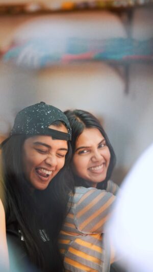 Shathiga Instagram - Yelo Pullela👯‍♀️✨🔥
#shalaa ❤️
📸: @rudran_praveen