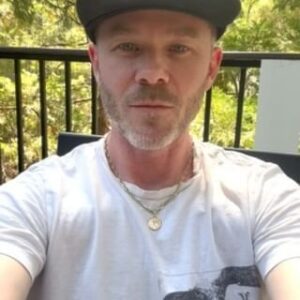Shawn Ashmore Instagram - Hey @instagram @meta can we talk? I had my account punished yesterday for posting a functional tool. A pocket knife. This is effecting a lot of your loyal users in the EDC space. Instagram is a great way for small businesses to get there brands out to very interested users and customers. Please help me understand why these accounts ( mine included ) are being punished! I’d love to start a discussion ✌️❤️