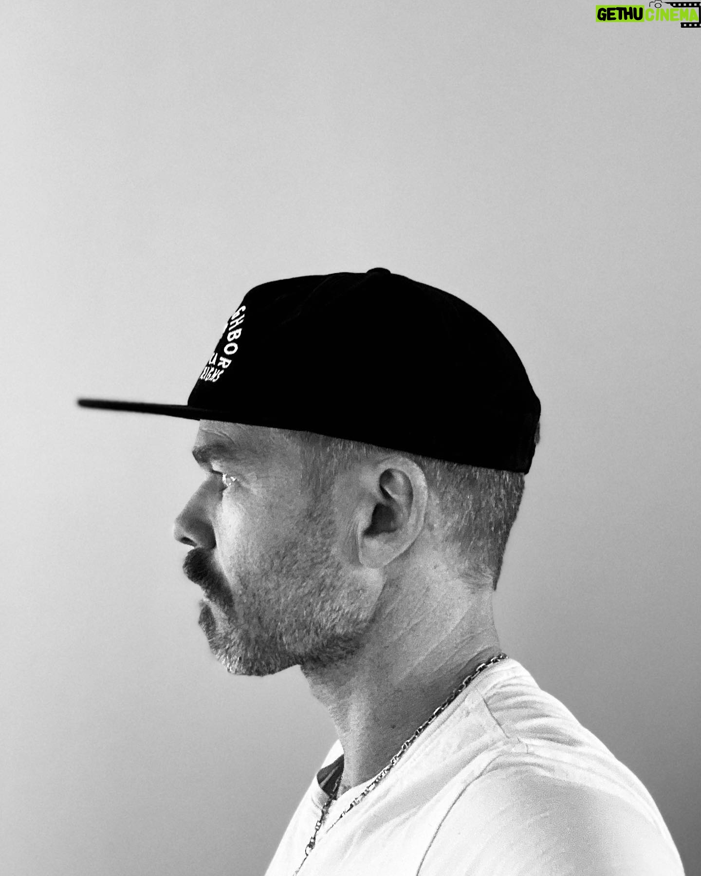Shawn Ashmore - 6.8K Likes - Are you following @peaceneighbor yet! New hats and gear dropping soon! I hope you’ll join us on this new journey! ✌️❤️🔥