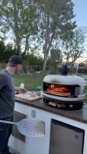Shawn Ashmore Instagram - Pizza in the back yard is serious business! @gozney for the win!! 🍕