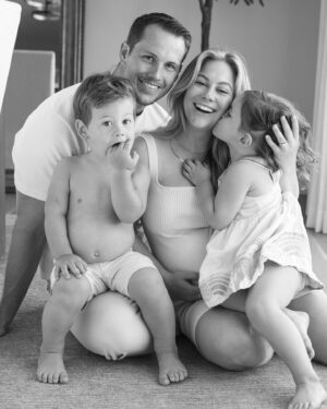 Shawn Johnson Instagram - Family ☺️ @jessicasteddom