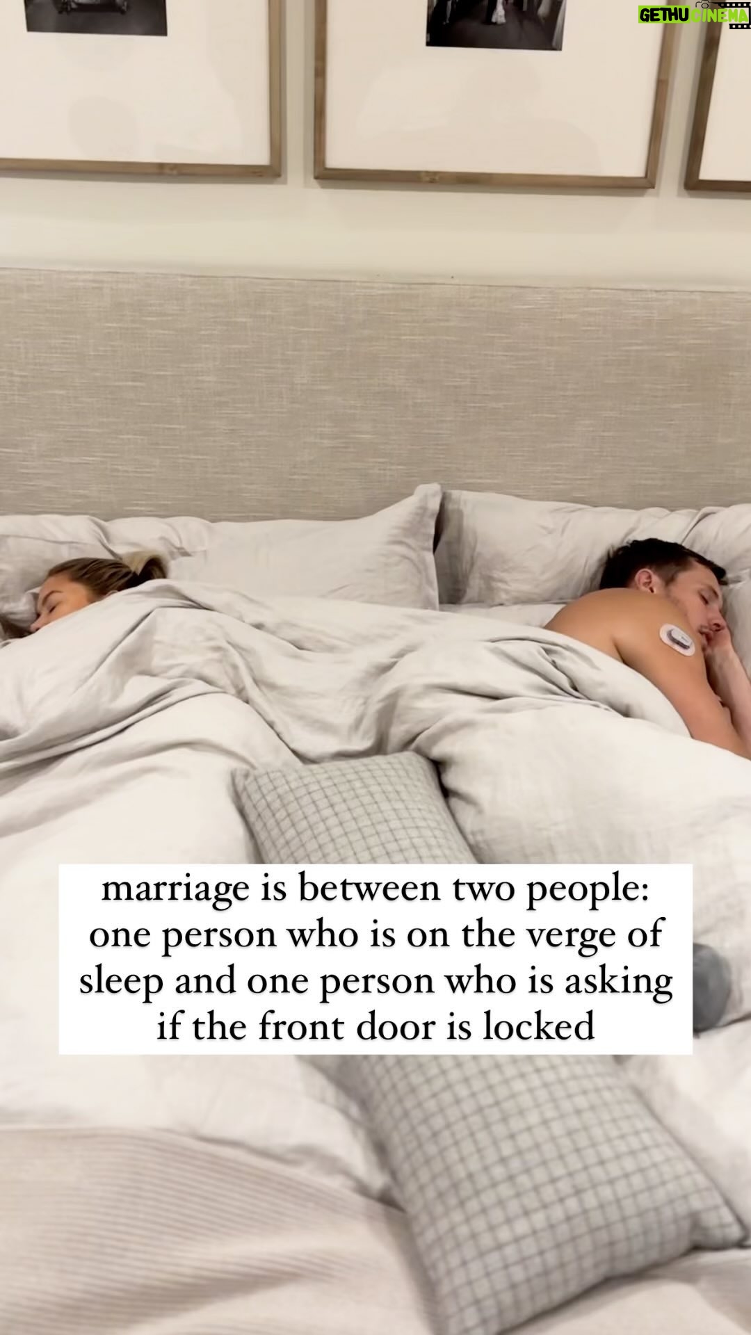 Shawn Johnson - 201.9K Likes - How does he fall asleep so fast
#marriage #family #relationships #couples #husband #wife #marriedlife @andrewdeast