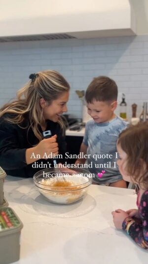 Shawn Johnson Instagram - 🥹😭

#family #kids #marriage #toddlers #reels