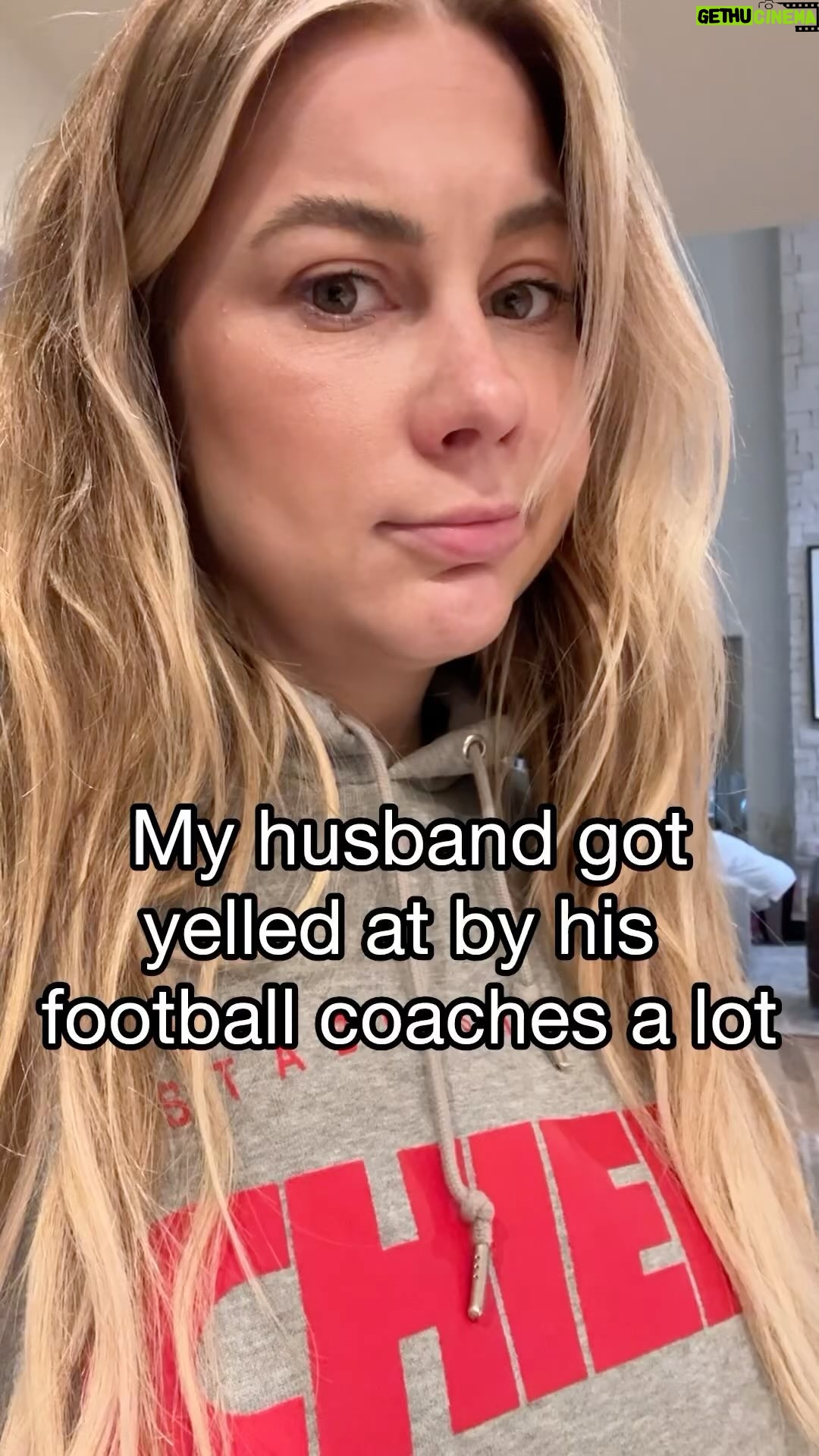 Shawn Johnson - 163.1K Likes - šš the old school coaches didnt like @andrewdeast smiling all the time. LOVE YOU #husband #couples #cute #football #chiefs