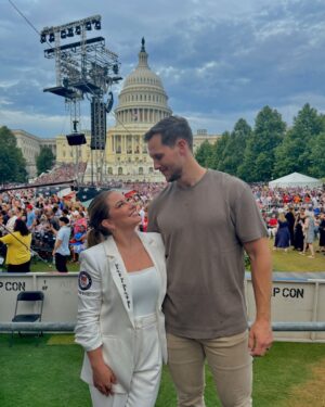 Shawn Johnson Instagram - Probably one of the coolest experiences of my life. @july4thpbs thank you for letting me honor our country and Olympians…. see you in PARIS! 🇺🇸