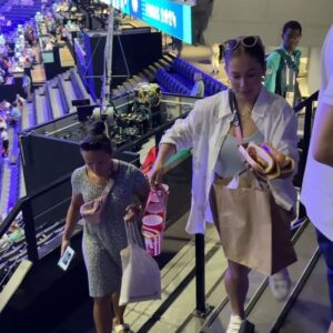 Shawn Johnson Instagram - Core memories made. #Paris2024