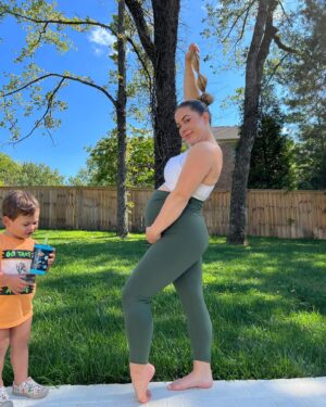 Shawn Johnson Instagram - doing everything possible to try and get comfortable this pregnancy, even if that means getting upside down hahaha. Head over to @caliafitness’s Instagram Stories for a takeover where I'll be showing how I take my CALIA fits throughout the day. I swear by their clothes because they are THE MOST comfortable.