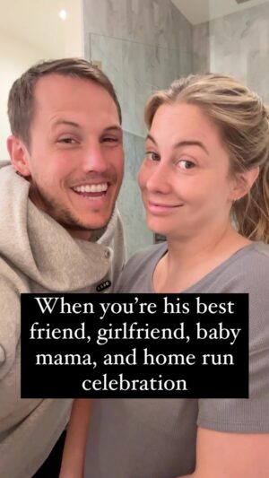 Shawn Johnson Instagram - we have fun ☺️ (sometimes) @andrewdeast #love #marriage #couples #baseball