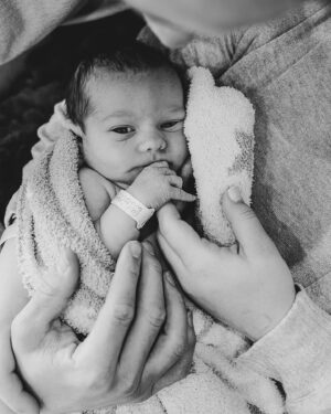 Shawn Johnson Instagram - “ 🐻 “
12•12•23