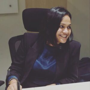 Sheetal Shetty Instagram - Few candids @office @sheetalesofficial
Thanks @venkatesh sir for these clicks🙏🏼🙂
