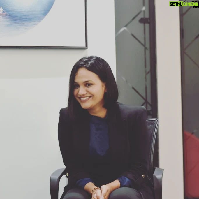 Sheetal Shetty - 3.8K Likes - Few candids @office @sheetalesofficial
Thanks @venkatesh sir for these clicks🙏🏼🙂