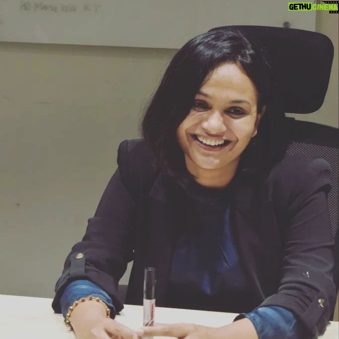 Sheetal Shetty - 3.8K Likes - Few candids @office @sheetalesofficial
Thanks @venkatesh sir for these clicks🙏🏼🙂
