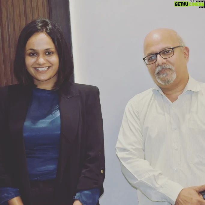 Sheetal Shetty - 3.8K Likes - Few candids @office @sheetalesofficial
Thanks @venkatesh sir for these clicks🙏🏼🙂