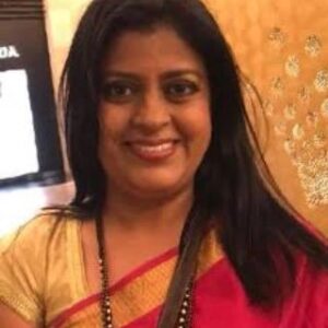 Sheetal Shetty Instagram - ಛೆ..ತುಂಬಾ ಕೆಟ್ಟ ಸುದ್ದಿ. ಮನಸ್ಸಿಗೆ ತುಂಬಾ ನೋವಾಗ್ತಿದೆ. ಈ ಸುದ್ದಿ ಸುಳ್ಳಾಗಿರ್ಲಿ ಅನ್ನಿಸ್ತಿದೆ.ಅಪರ್ಣ ಮಾಮ್ ನಿಮ್ಮನ್ನ ಈ ನೆಲ ತುಂಬಾ miss ಮಾಡ್ಕೊಳ್ಳತ್ತೆ. ಕನ್ನಡ ನಿರೂಪಣಾ ಜಗತ್ತಿನ ರಾಣಿ ನೀವು. ನಿಮ್ಮಿಂದ ತುಂಬಾ ಕಲ್ತಿದ್ದೀವಿ..ನಿಮ್ಮ ಆತ್ಮಕ್ಕೆ ಶಾಂತಿ ಸಿಗಲಿ.🙏🙏