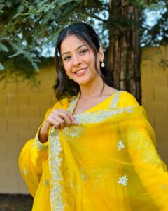 Actress Shehnaaz Kaur Gill HD Instagram Photos and Wallpapers August 2024