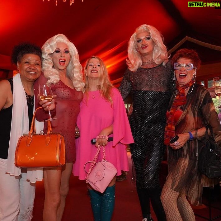Sherry Vine - 180 Likes - A few more photos from Berlin celebrating the birthday of @nikohaerting at @barjedervernunft LOVE these people!