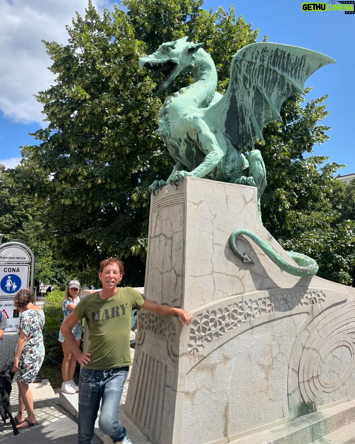 Sherry Vine - 308 Likes - It’s a beautiful day in Ljubljana so walking around the old town. I didn’t know that dragons are the symbol here so I feel very at home! Dragon Bridge and St. Nicholas Cathedral here.