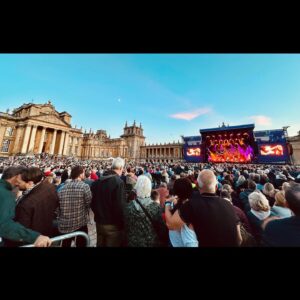 Sheryl Crow Instagram - What a fun night with @crowdedhousehq at @nocturnelive from Blenheim Palace! Photo 2 with my dear friend @neilfinnofficial. Such a long history with these wonderful folks!! And they were amazing last night!