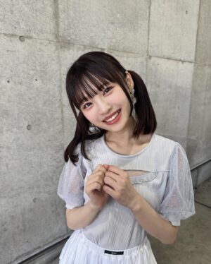 Shinzawa Nao Instagram - あざとい服着たよ❤︎どかな❤︎

#彼女の私服がかわいい #個別握手会 #パシフィコ横浜 #evelyn #ツインテール