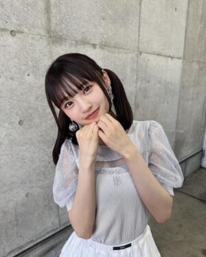 Shinzawa Nao Instagram - あざとい服着たよ❤︎どかな❤︎

#彼女の私服がかわいい #個別握手会 #パシフィコ横浜 #evelyn #ツインテール