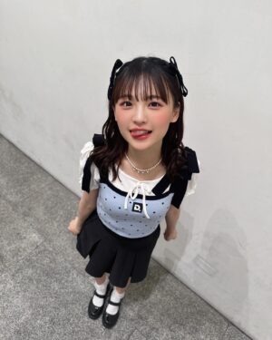 Shinzawa Nao Instagram - このあとどこいく？🩵🩵🩵

#彼女の私服がかわいい #darich #darichコーデ #フレンチガーリー