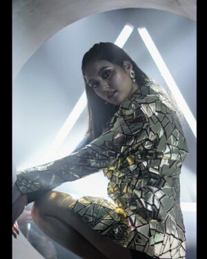 Shivani Paliwal Instagram - Thodi Naadani MV out now!!
Link in Bio😋💜

@velvetvibesmusicofficial @neerajshridharofficial @scarlettvictim @whoisgravity 

Photo by @paribesh_mansingh