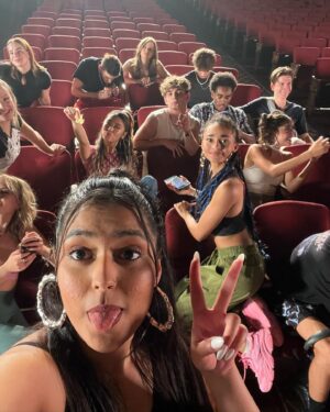 Shivani Paliwal Instagram - My sister remembers this place as “where BTS shot Black Swan” @vaishnavipaliiwal