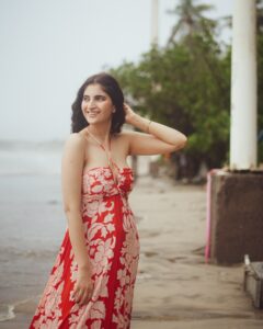 Actress Shivani Raghuvanshi HD Instagram Photos and Wallpapers September 2024