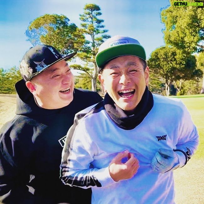 Shôzô Endô - 1.8K Likes - 新婚の先輩とゴルフ⛳️近くYouTube配信しますー👍ずっーと笑顔、笑顔、笑顔😊#遠藤章造#ココリコ#山本圭壱#youtube #ゴルフ#笑顔#先輩#感謝