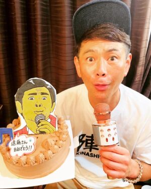 Shôzô Endô Instagram - 7月13日、51ちゃいになりましたー👶これまでの50年ありがとうー❗️そしてこれからもよろしくですー👍#遠藤章造#ココリコ#誕生日#ありがとう#感謝#51#これからもよろしくね#ケーキ