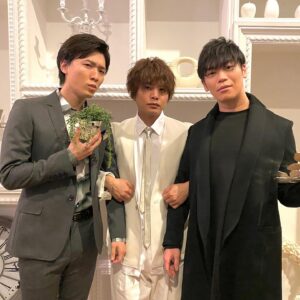 Shugo Nakamura Instagram - .
Lantis MENS GIG “A・C・E” 2024 の開催が決定しました🎉
当時のACEパンフ撮影のオフショットを引っ張り出してみました📸

4/17発売の3rd LIVE Blu-rayにチケット先行抽選申込券が封入されますので、早めにご予約ください⚡️（スタッフ）

#畠中祐 #古川慎 #仲村宗悟 
#ときどき1しゅうご
#ACE2024 
#ランティスACE