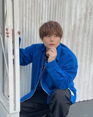 Shugo Nakamura Instagram - .
雨が続きますね☔️
みなさんが雨の日によく聴く“仲村宗悟の曲”はありますか？✨（スタッフ）

#ときどき１しゅうご