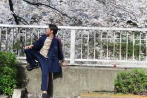 Shunya Shiraishi Instagram - ご無沙汰です。
今日は、桜をバックに取材でした。

Hi, guys.
It's been a while since I've been posted last time.
I had a shooting today in front of cherryblossoms.